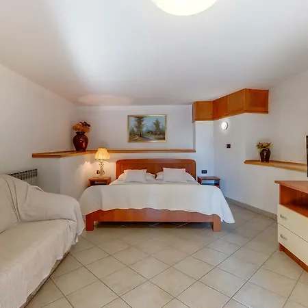 Appartement Muzic Orlec